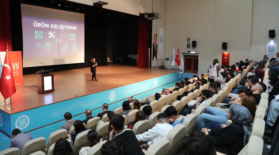 BEÜ’de “Yapay Zekânın Meslekler Üzerindeki Etkisi” Konulu Program